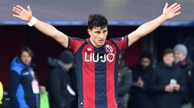 借出色的 借出色的