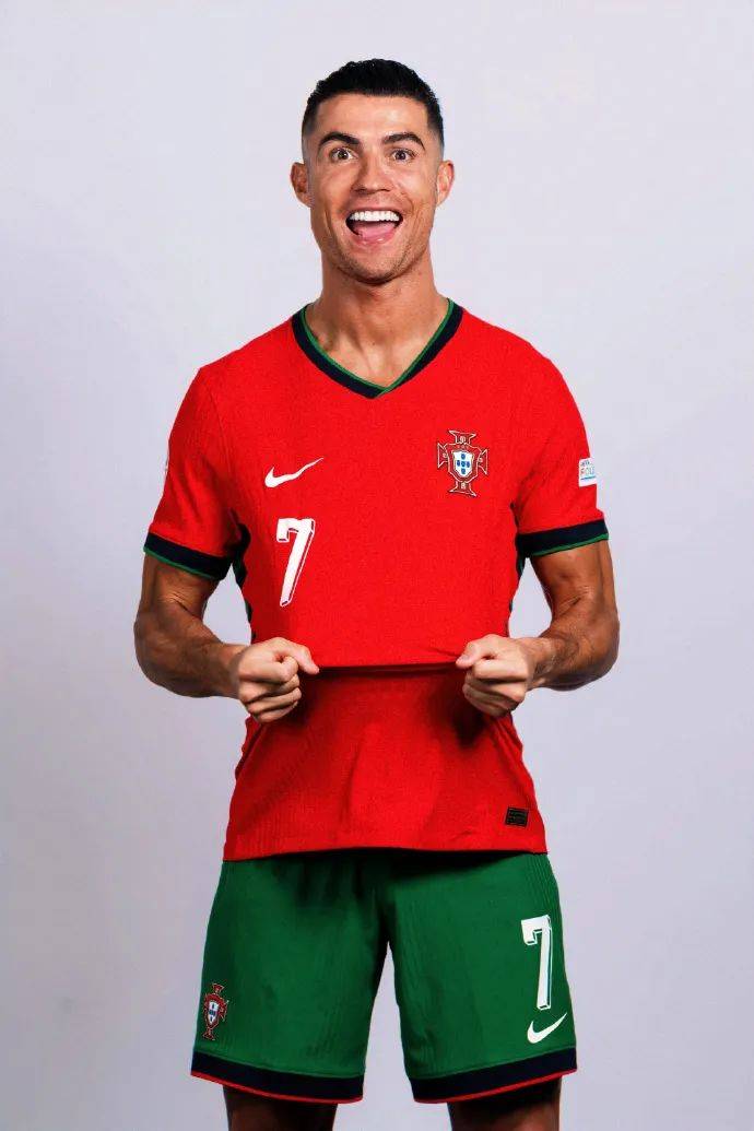 成三人快反 成三人快反